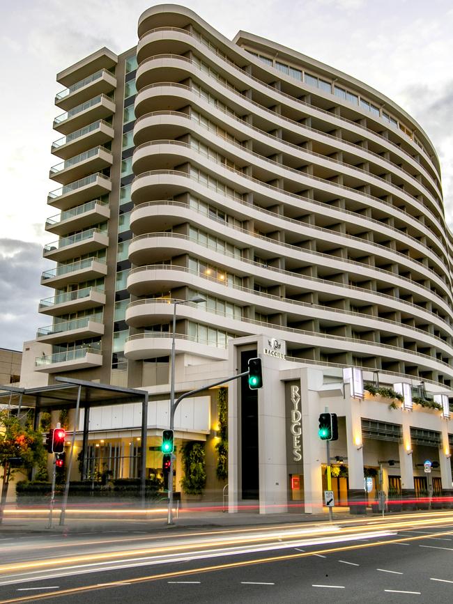 Rydges South Bank