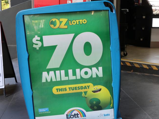 MELBOURNE, AUSTRALIA- NewsWire Photos APRIL 15, 2025: Oz Lotto tonight has jackpotted to $70mil.   NewsWire/ David Crosling