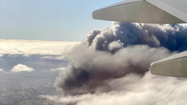 The smoke is reportedly tracking towards the CBD. Picture: X