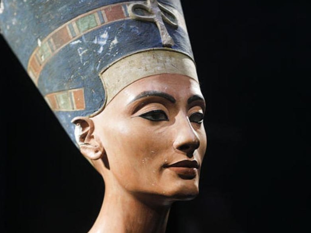 British archaeologist Nicholas Reeves believes the new chamber could be the last resting place of Queen Nefertiti, King Tut's mother-in-law.