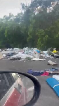 Parkland turned into a rubbish tip