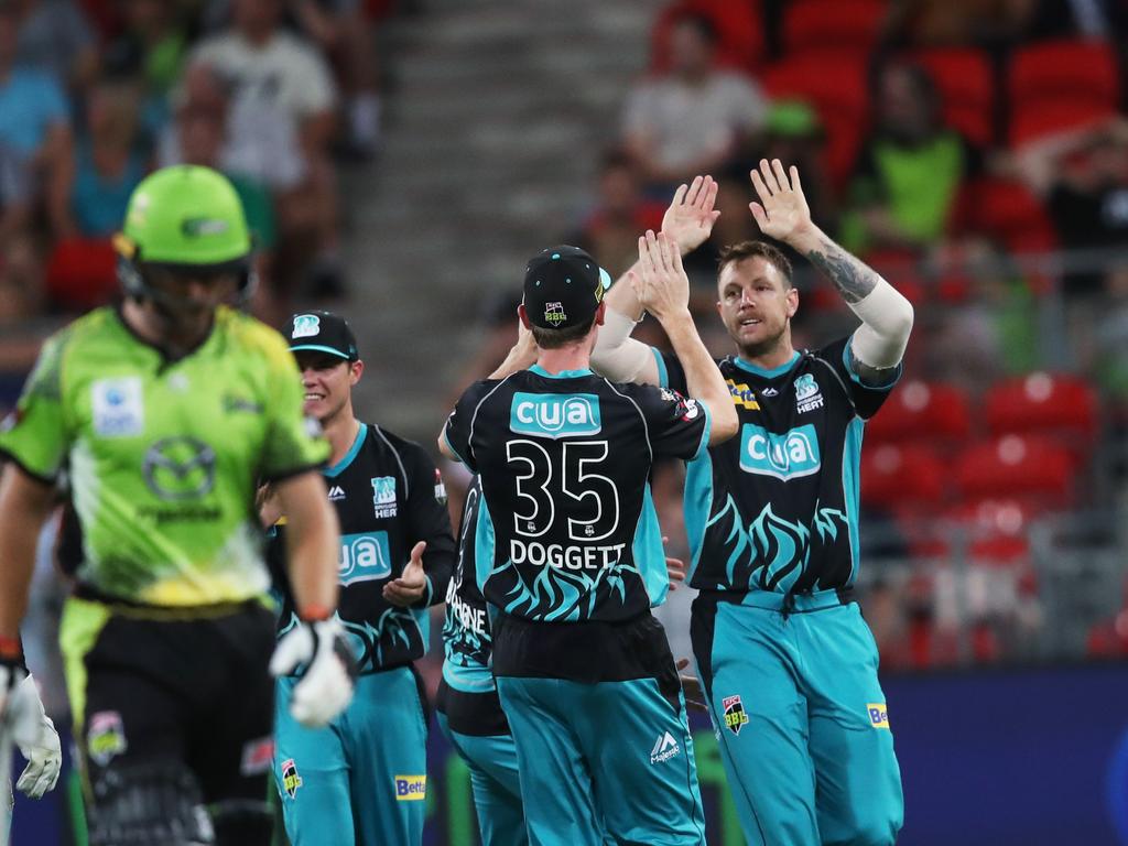 Big Bash Live Scores: Melbourne Renegades Vs Brisbane Heat, BBL08 ...