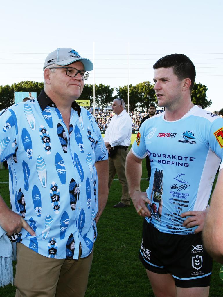 The PM with Sharks player Chad Townsend. Picture: Jonathan Ng