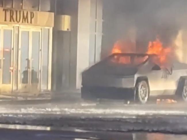 A Tesla Cybertruck caught fire at the entrance of Trump Tower in Las Vegas on January 1. Picture: Instagram/Alcides Antunes