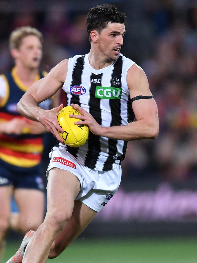 The Giants have to limit Scott Pendlebury’s input. Picture: AAP