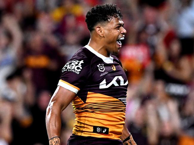 BRISBANE, AUSTRALIA - APRIL 12: SelwynÃÂ Cobbo of the Broncos celebrates after scoring a try during the round six NRL match between the Brisbane Broncos and Dolphins at Suncorp Stadium, on April 12, 2024, in Brisbane, Australia. (Photo by Bradley Kanaris/Getty Images)