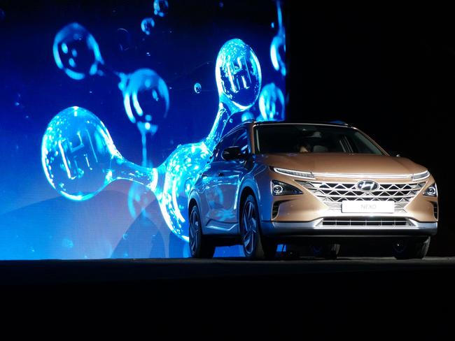 The Nexo, a hydrogen fuel-cell powered vehicle, is presented at the International Consumer Electronics Show in Las Vegas on January 8, 2018.                 Hyundai on Monday unveiled a hydrogen fuel-cell powered vehicle aimed at showcasing its newest technologies, bucking the all-electric trend of most rival automakers. The South Korean manufacturer used the 2018 Consumer Electronics Show to debut its Nexo, a sport utility vehicle which uses voice commands, artificial intelligence and can be transformed into an autonomous car.  / AFP PHOTO / Rob Lever / TO GO WITH AFP STORY "Bucking trend, Hyundai bets on hydrogen fuel cell for new car"