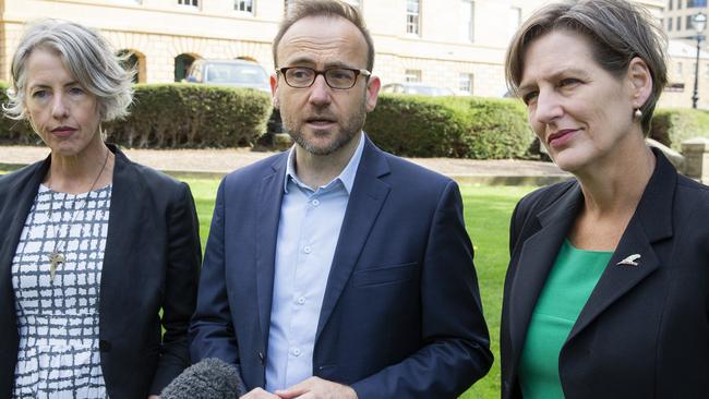 Leader of the Australian Greens Adam Bandt (C) calls for a total shutdown. Picture: David Killick.