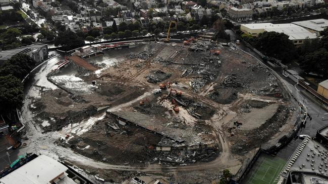 The demolition of Allianz Stadium at Moore Park. Picture: Toby Zerna