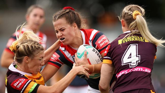 Isabelle Kelly scored a vital try to open the Roosters’ account.