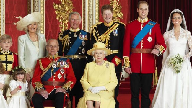 Please note the pink worm in Eliza’s hand (far left). Picture: AFP Photo/Hugo Burnand/Clarence House