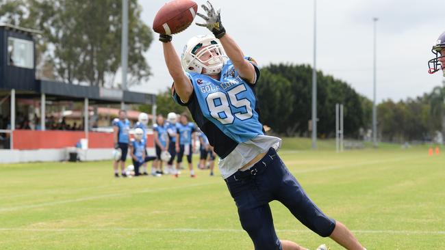 Gold Coast Stingrays Colts Gridiron team take on the Ravens at Glennon Park Nerang. Jayden Paludan No 85 incomplete pass in the end zone. Picture: Lawrence Pinder