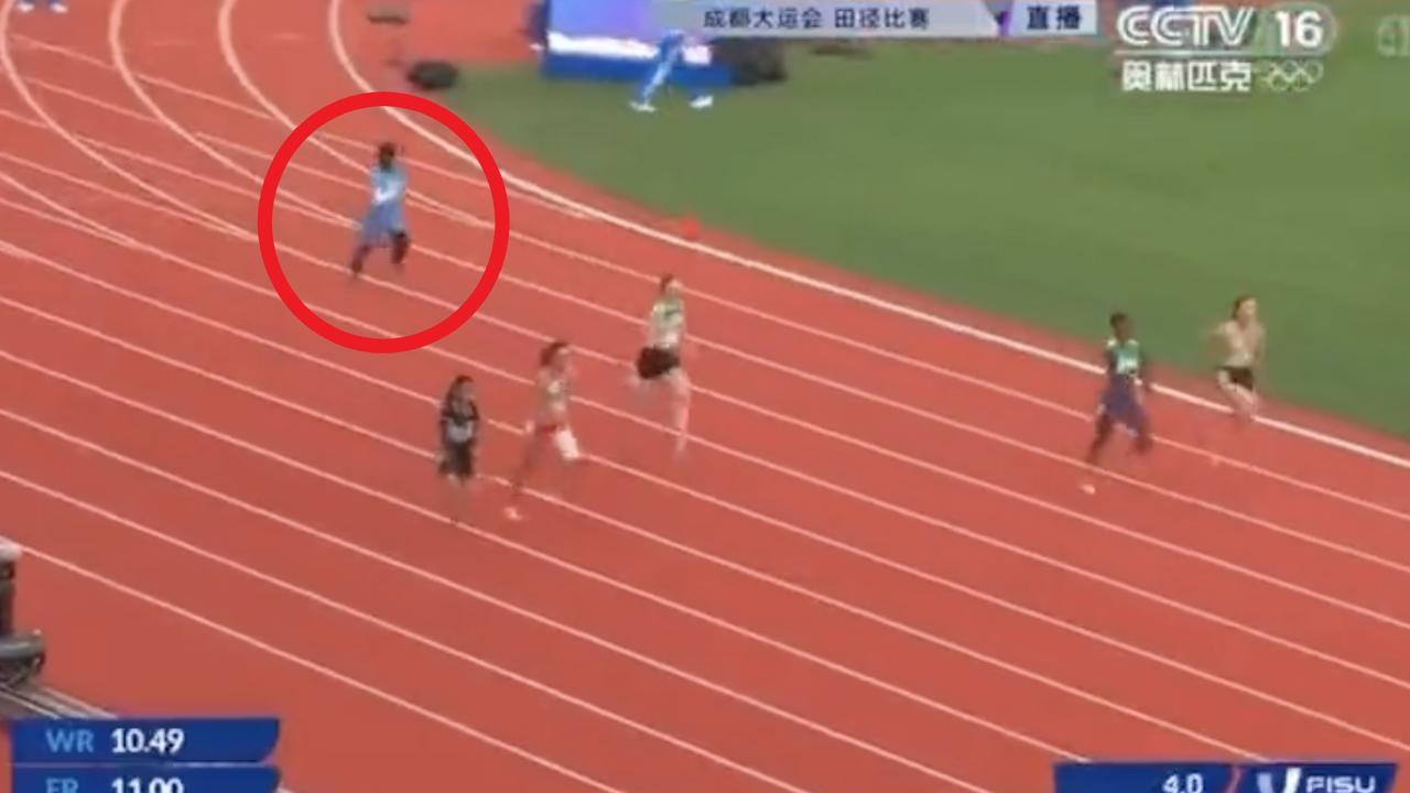 Nasra Ali Abukar in the 'slowest 100m of all-time'