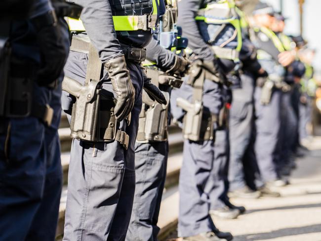 Victorian Police agreed to introduce a landmark nine-day fortnight for frontline cops as part of a $500m deal to end its long-running pay dispute.