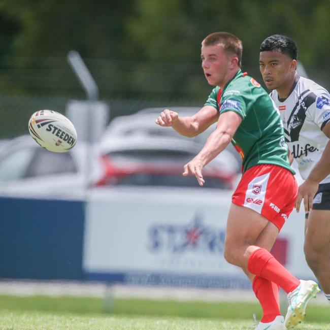 Zeke Jones. Connell Cup under-17s action between the Seagulls and Magpies. Picture: Stephen Archer.