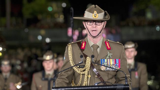 Major General Pearce at the Anzac dawn service at the Martin Place Cenotaph war memorial. Picture: NCA NewsWire / Jeremy Piper