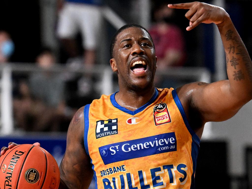 BRISBANE, AUSTRALIA - JANUARY 15: Lamar Patterson of the Bullets calls out to his team mates during the round seven NBL match between Brisbane Bullets and South East Melbourne Phoenix at Nissan Arena on January 15, 2022, in Brisbane, [COUNTRY}. (Photo by Bradley Kanaris/Getty Images)