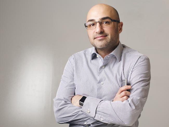 Foad Fadaghi, Managing Director of Telsyte, says any future glitches could be ‘catastrophic’ for the Samsung brand.