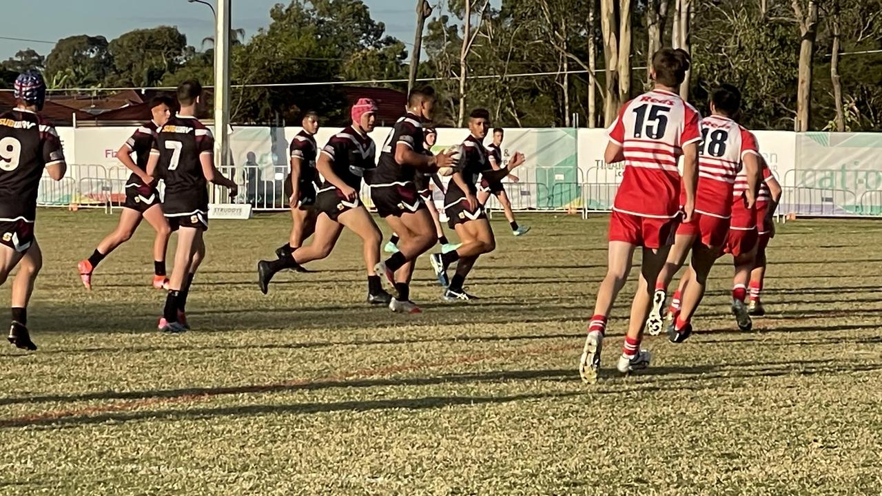 Action from today's reserves langer game.