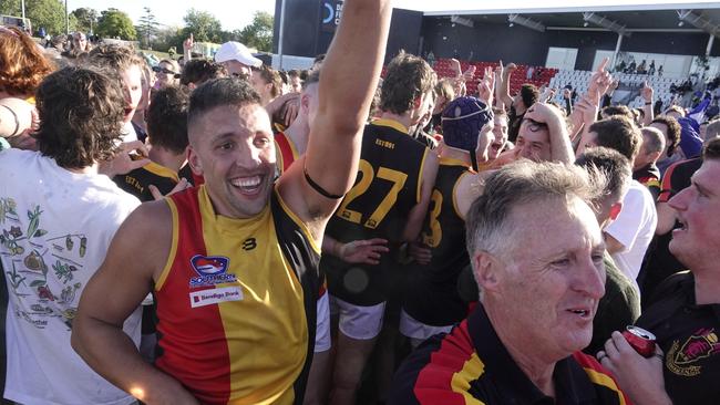 The scenes at Linton St were remarkable. Picture: Valeriu Campan