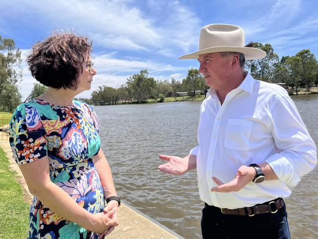 National Party leader Barnaby Joyce and Member for Mallee Dr Anne Webster during a visit by Mr Joyce to Mildura in January. Photo: Else Kennedy