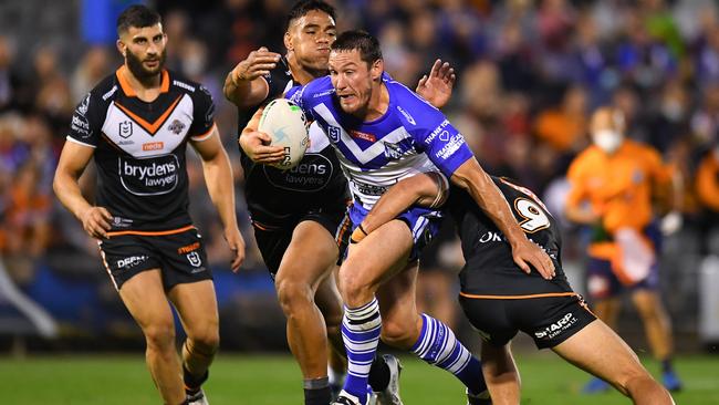 Robinson is hoping for big things from Josh Jackson and the Bulldogs in 2022. Picture: Albert Perez/Getty Images