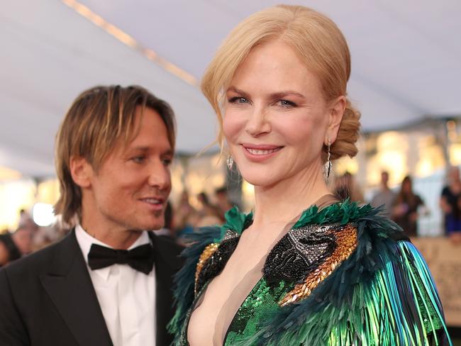 LOS ANGELES, CA - JANUARY 29: Musician Keith Urban and Nicole Kidman attend The 23rd Annual Screen Actors Guild Awards at The Shrine Auditorium on January 29, 2017 in Los Angeles, California. 26592_012 (Photo by Christopher Polk/Getty Images for TNT)