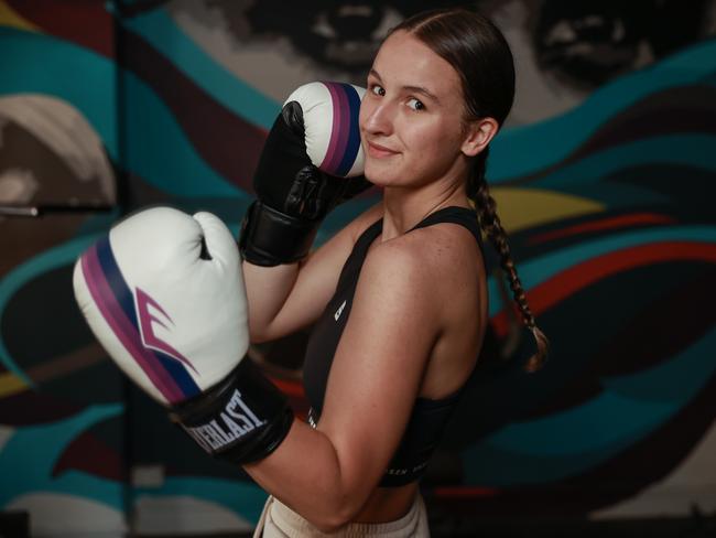 Emma Hill is prepapring for her first ever amateur fight. Picture: Justin Lloyd.