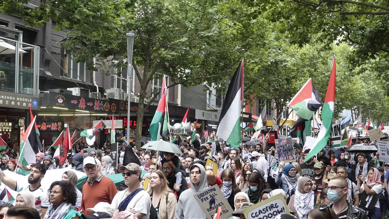 Protesters have come out each weekend in Melbourne since the conflict began. Picture : NCA NewsWire / Valeriu Campan