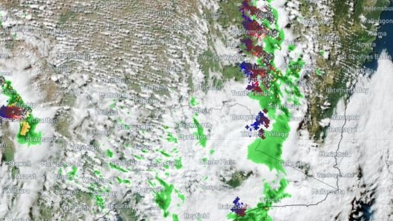 Meteorologists have warned of a potential ‘thundersnow’ event, as pictured around Thredbo Village near Mount Kosciuszko. Picture: Weatherzone