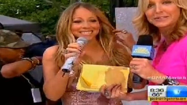 Mariah Carey's wardrobe malfunction on live TV