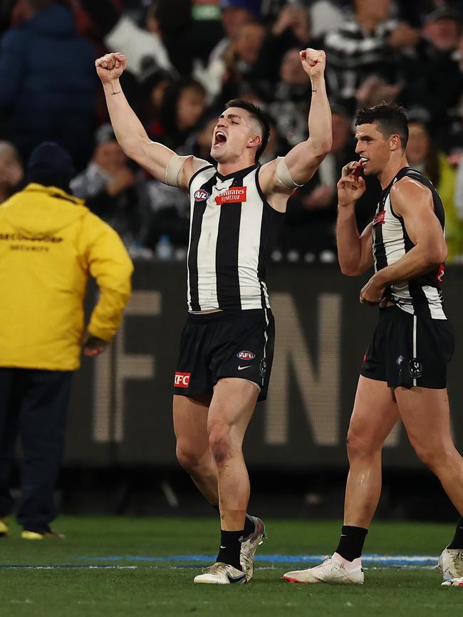 Brayden Maynard celebrates as the final siren sounds during the qualifying final between Collingwood and Melbourne at the MCG. Picture: Michael Klein.