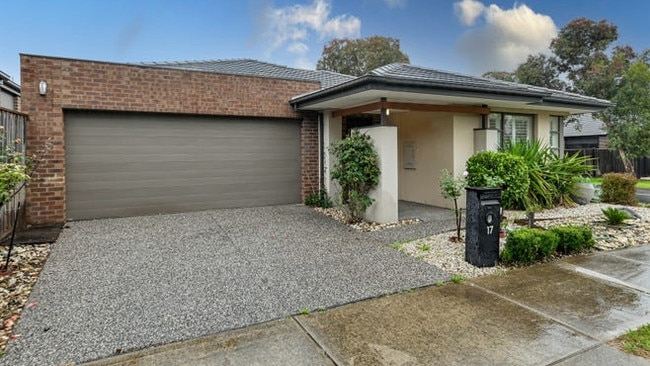 See value at 17 Camouflage Drive, Epping, priced at $780,000.