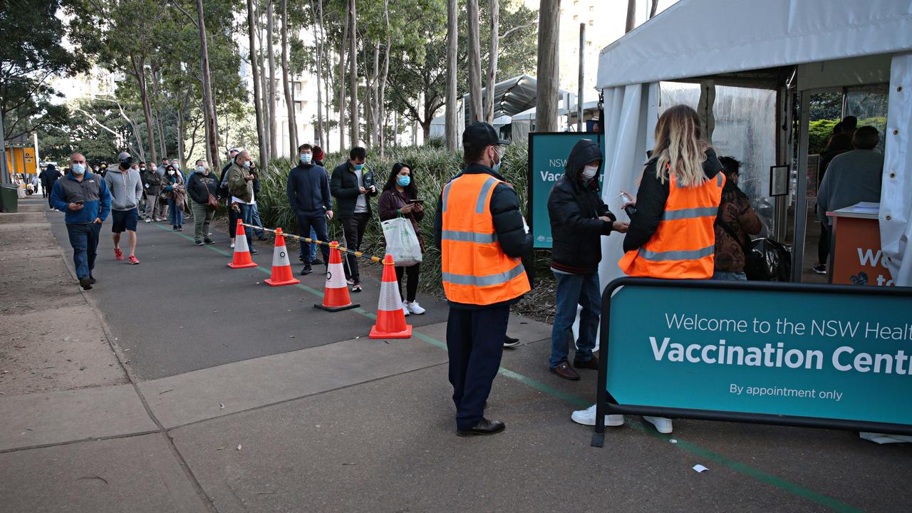 Thousands of people line up at each day at the Olympic Park vaccination hub in Sydney for the COVID-19 vaccine. Picture: NCA NewsWire / Adam Yip