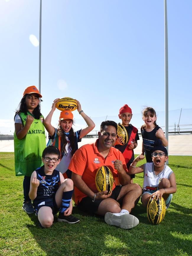 Edwardstown Football Club’s Welcome to Aussie Rules Football program. PICTURE: AAP/Keryn Stevens