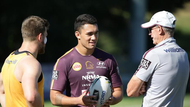 Jaydn Su’A with Wayne Bennett at training in 2016. Picture: Liam Kidston