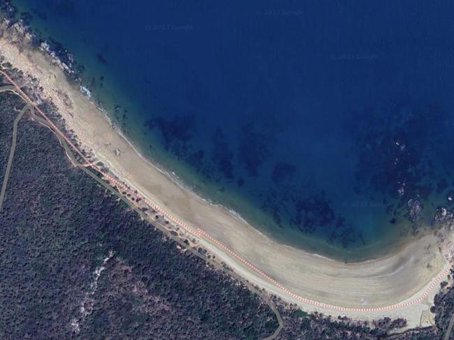 Teen dies after getting trapped under 4WD on remote Qld beach