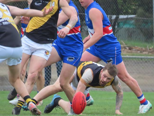 Longford skipper Kacey Curtis hunts the ball at the bottom of a pack. Picture: Jon Tuxworth