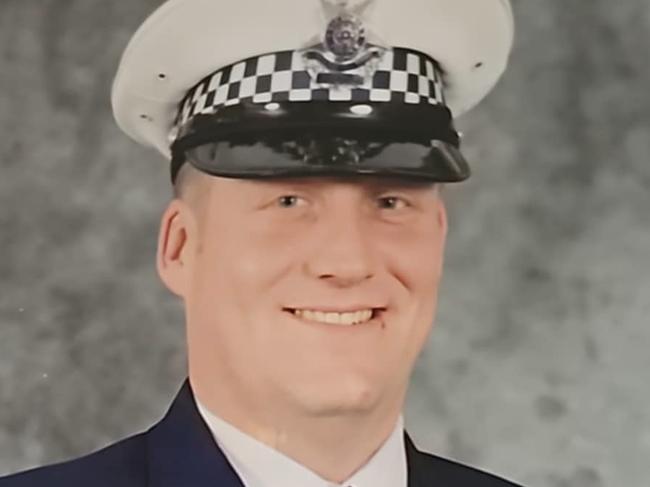 Steve Johnson, a senior constable at Riddells Creek, died on Monday at the Royal Melbourne Hospital after a short battle with stage four bowel cancer which had spread towards his liver.