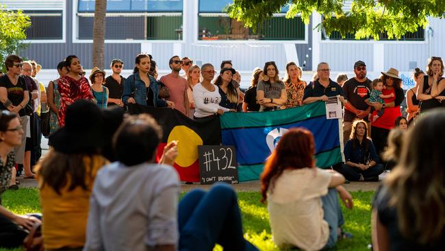 A hastily organised peaceful vigil for the #BLM movement in Darwin see over 200 people attend for 3 minutes silence. Picture: Che Chorley