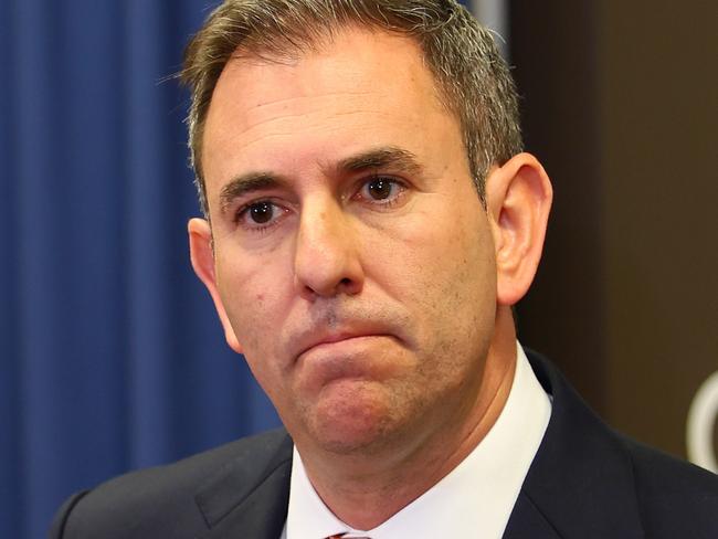 BRISBANE, AUSTRALIA - NewsWire Photos SEPTEMBER 25, 2024: Federal Treasurer Jim Chalmers during a press conference in Brisbane. Picture: NewsWire/Tertius Pickard