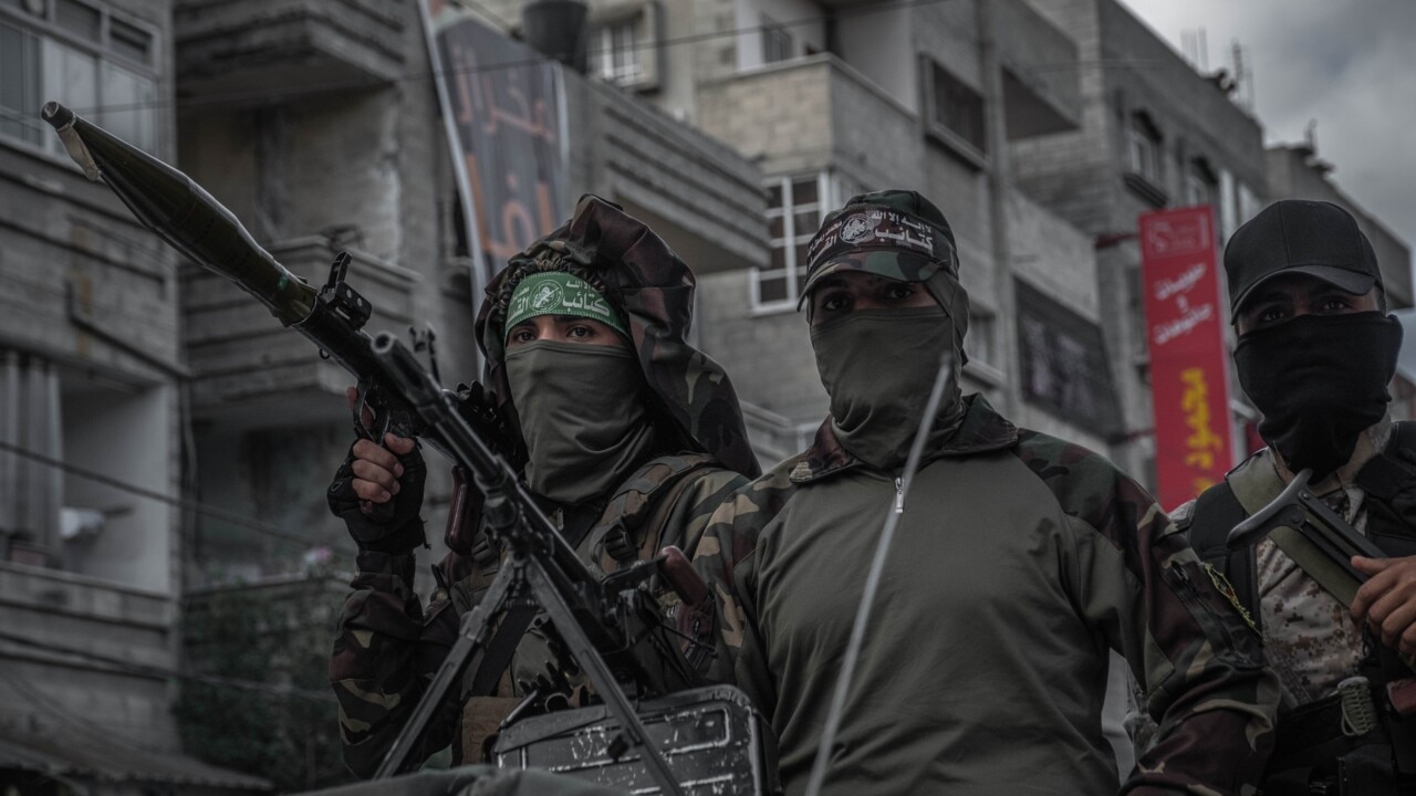 ‘Terrorist sympathiser’ allegedly helping Palestinians settle into Australia