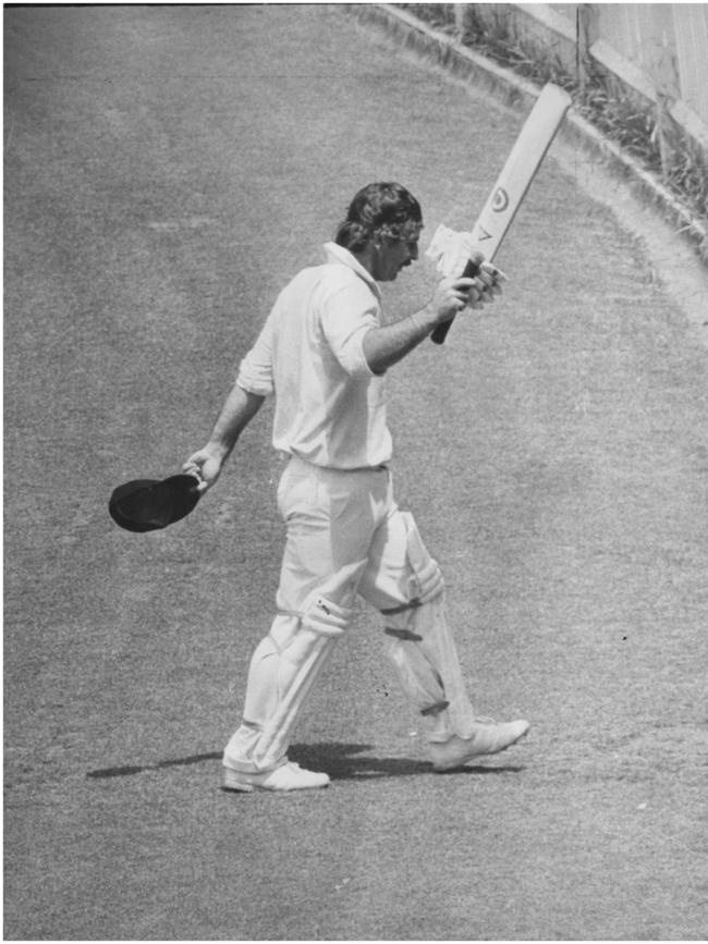 Rod Marsh celebrates a knock.