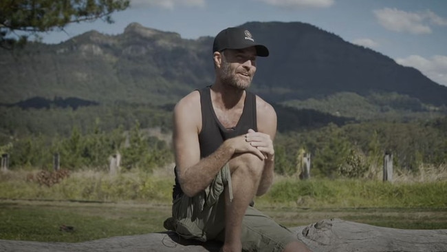 Pete Evans spruiks “Nightcap On Minjungbul” at Mt Burrell in the Tweed hinterland.