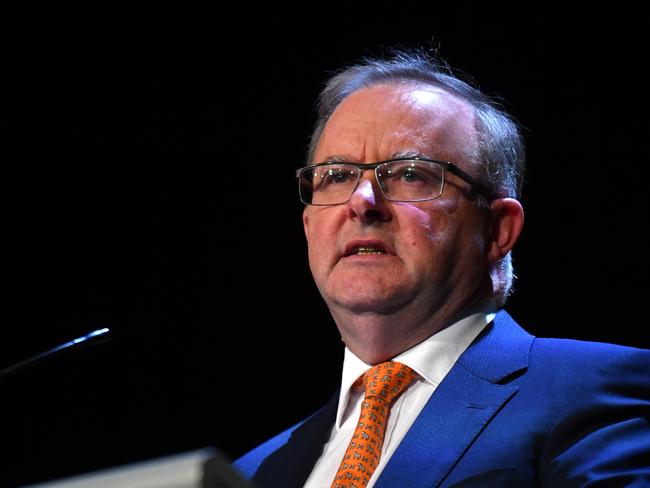 Leader of the Opposition Anthony Albanese at the Daily Telegraph Bush Summit 2019 in Dubbo, 390km north west of Sydney, Thursday, July 18, 2019. (AAP Image/Mick Tsikas) NO ARCHIVING