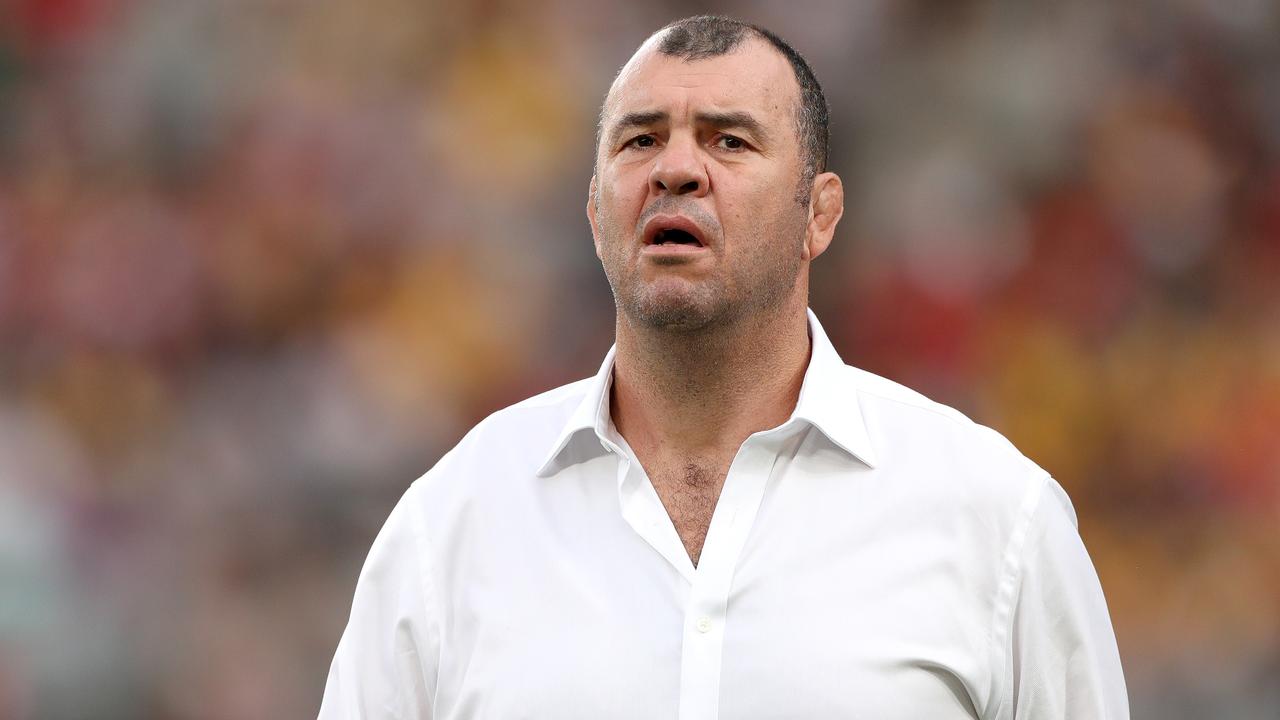 Michael Cheika is not happy with referee Romain Poite.