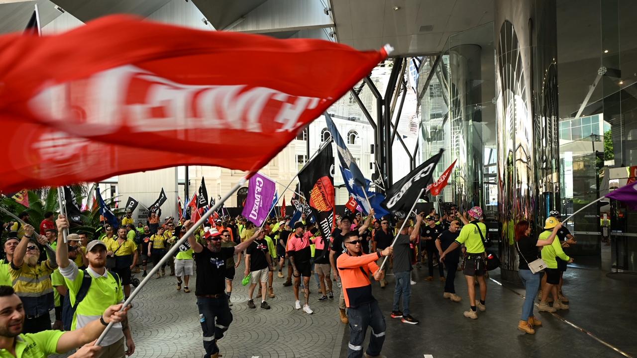 The CFMEU protests in the Brisbane CBD. Picture: Lyndon Mechielsen