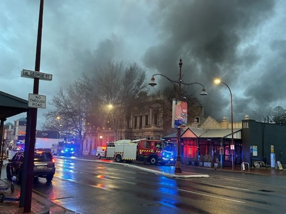 Fire at North Adelaide’s iconic Oxford Hotel in July 2024 Picture: Brenton Edwards