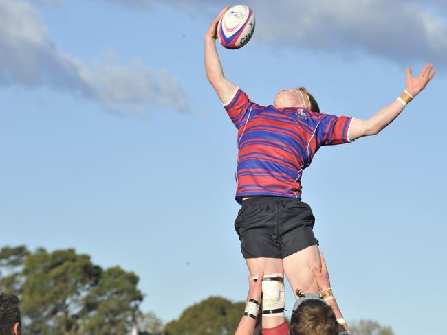 St Ignatius College and St Josephs College are fierce rivals in the game.