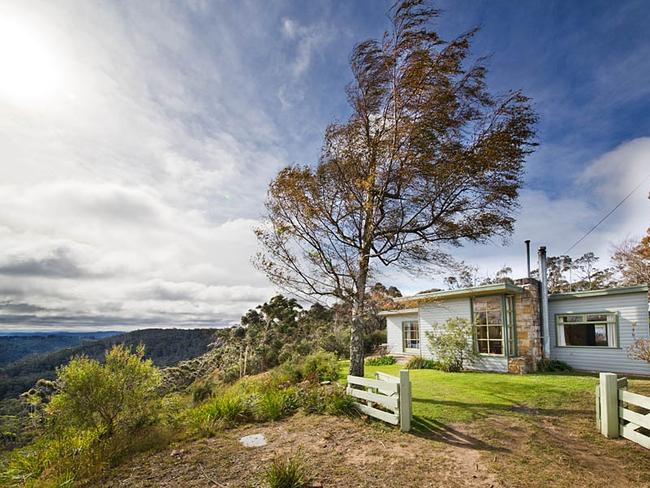 Enjoy stunning views from the top of the Blue Mountains. Picture: Supplied.